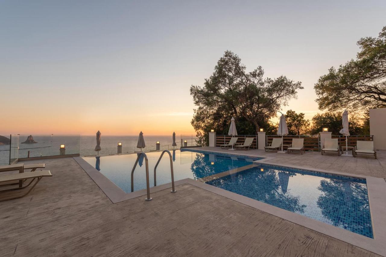 Mazis Agios Gordios (Corfu)