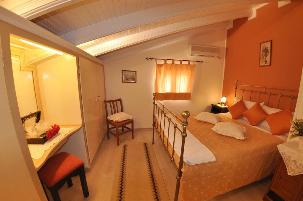 Mazis Hotel apartamentowy Agios Gordios (Corfu)
