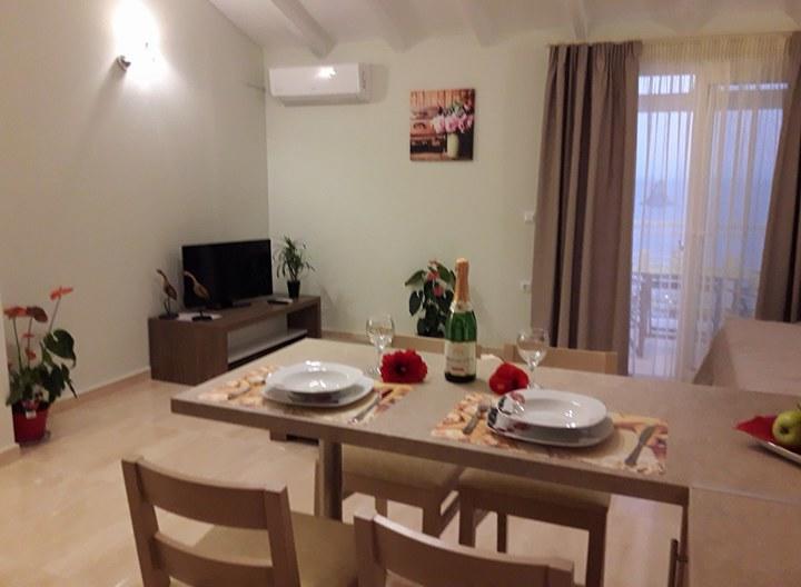Hotel apartamentowy Mazis