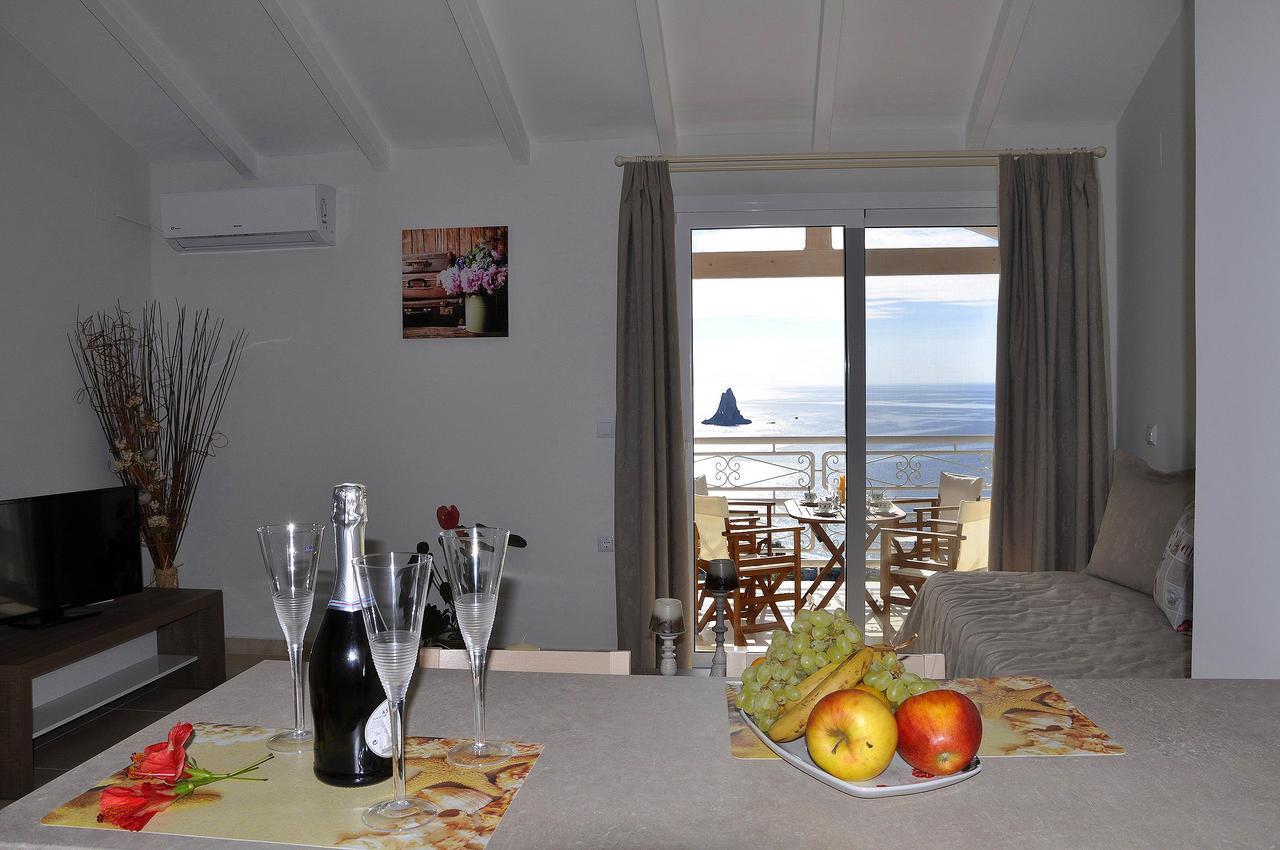 Hotel apartamentowy Mazis 3*